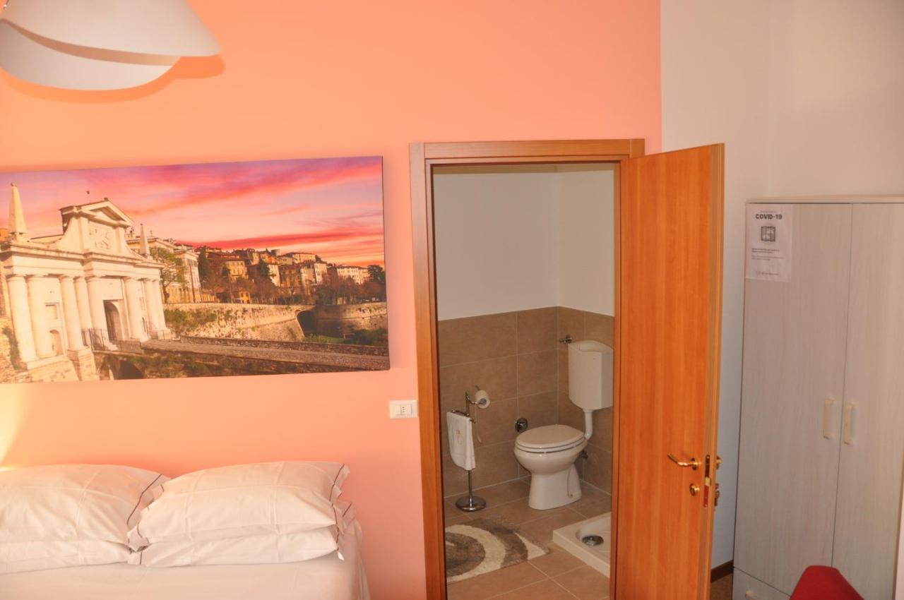 Citywalls Guest House Bergamo Exterior foto