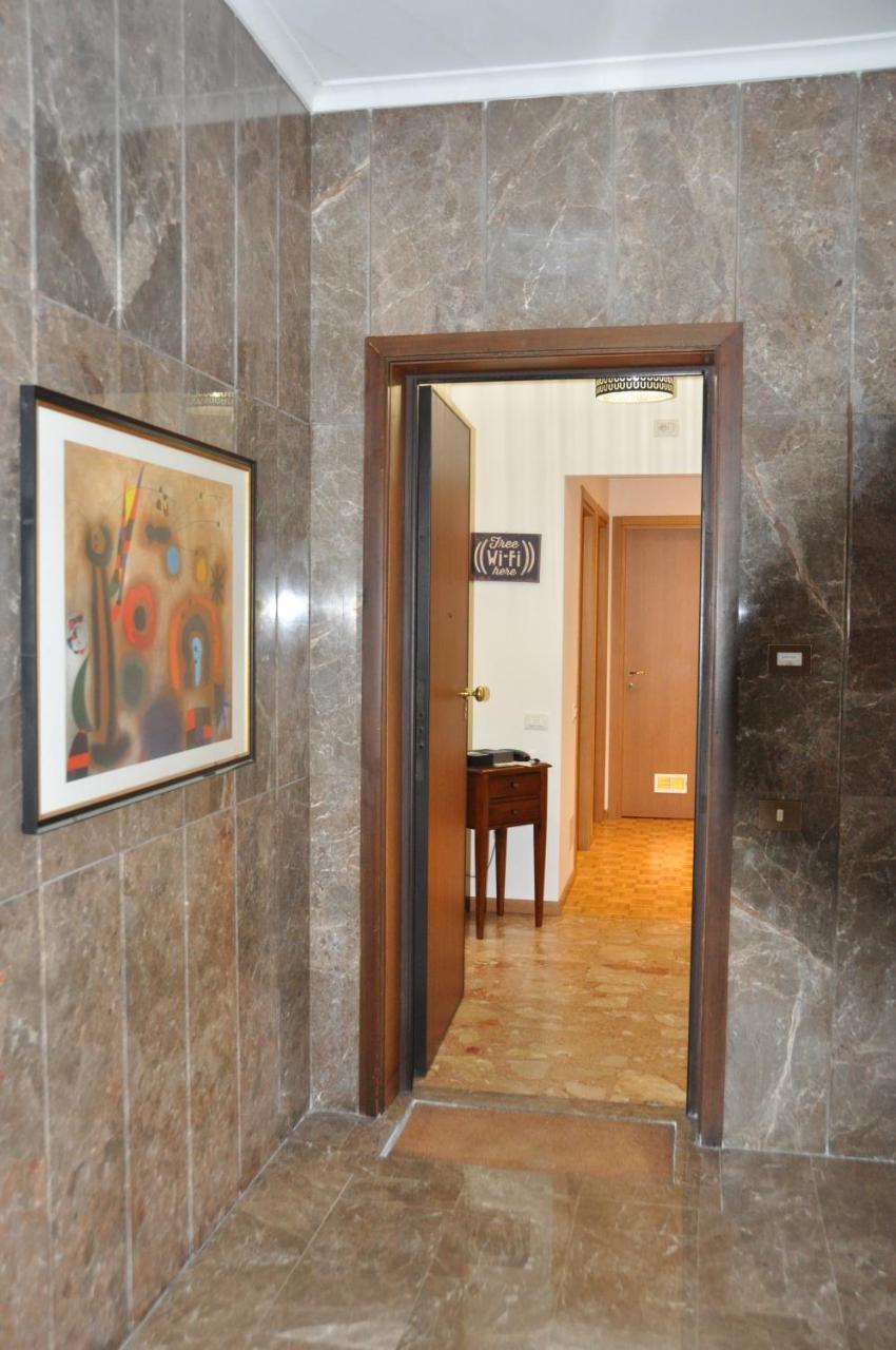 Citywalls Guest House Bergamo Exterior foto