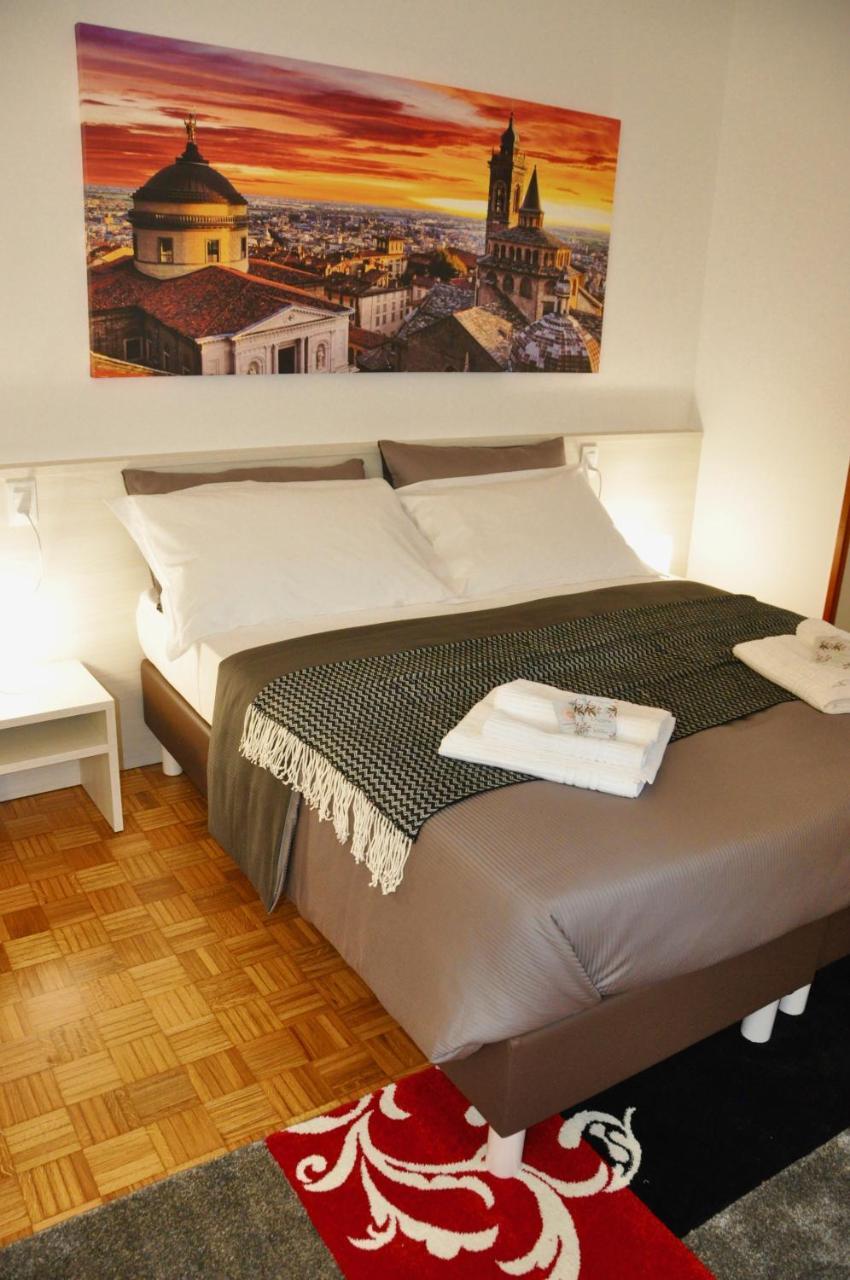 Citywalls Guest House Bergamo Exterior foto
